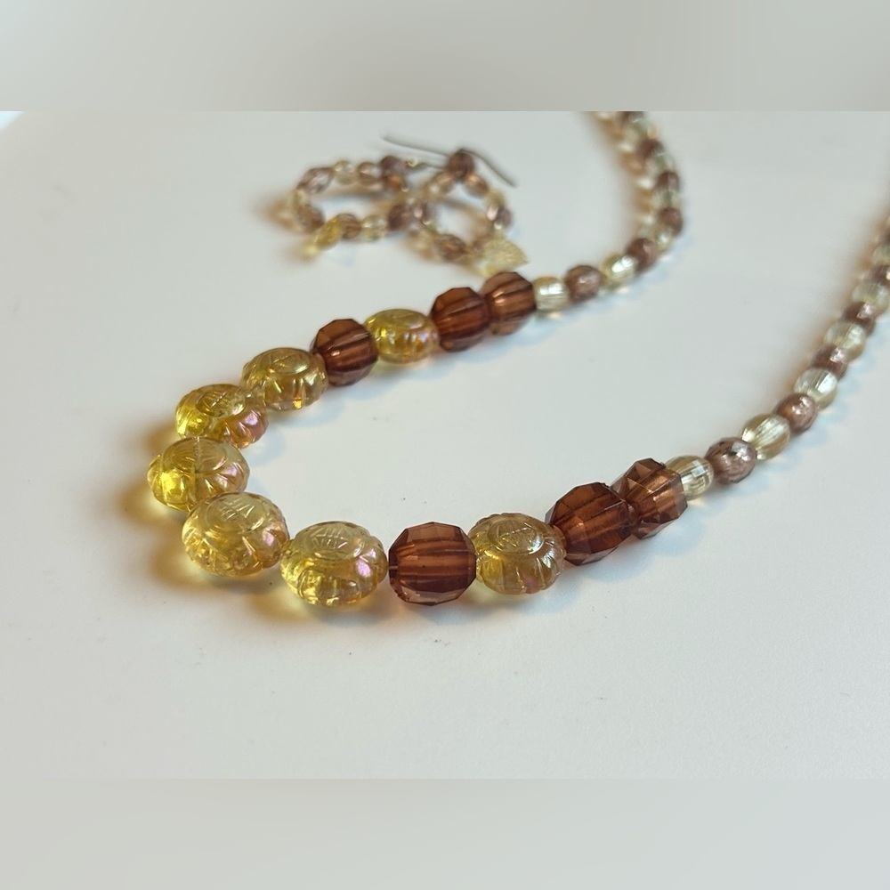 Vintage Acrylic Beaded Necklace & Dangle Earrings Matching Set Boho Handmade - Picture 9 of 10